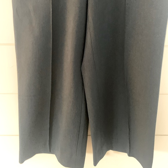 🤍 NWT New Express Cropped Straight High Rise Dark Gray Pants - Picture 4 of 7